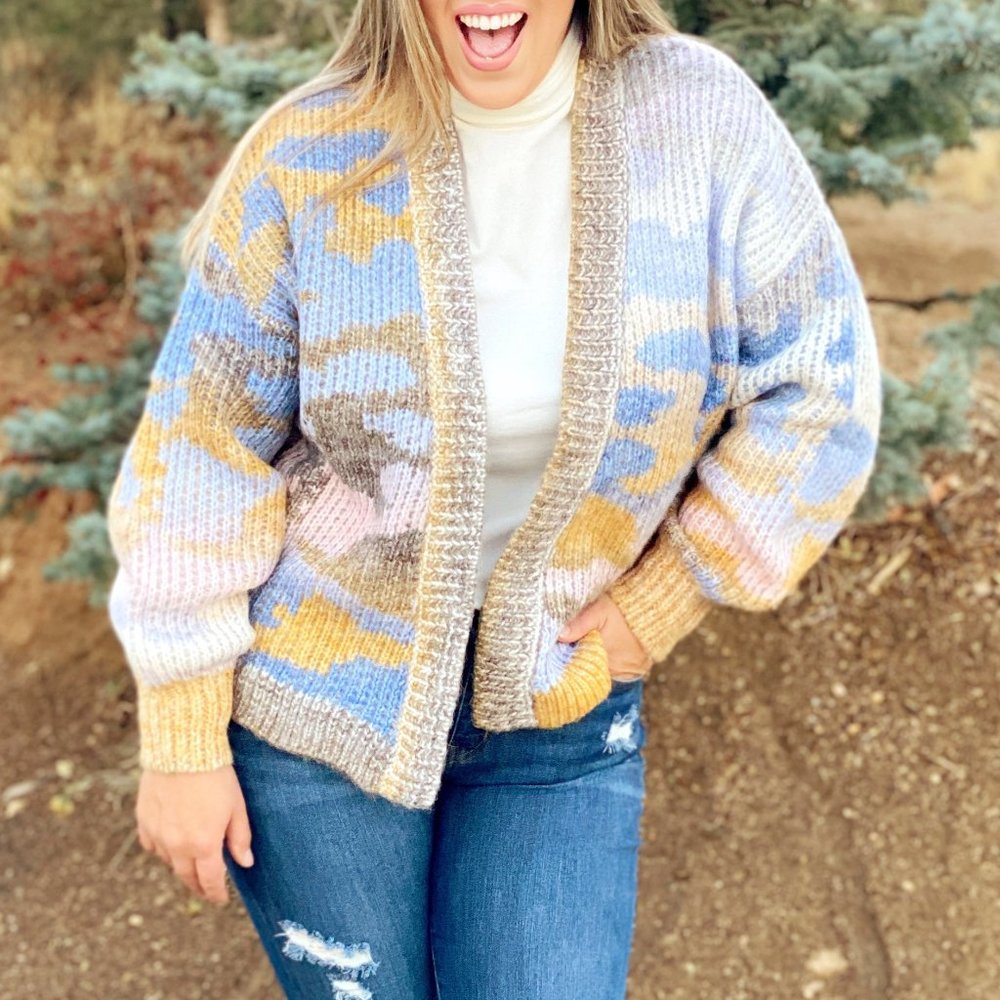 Lizzie Cropped Cardigan (Medium)